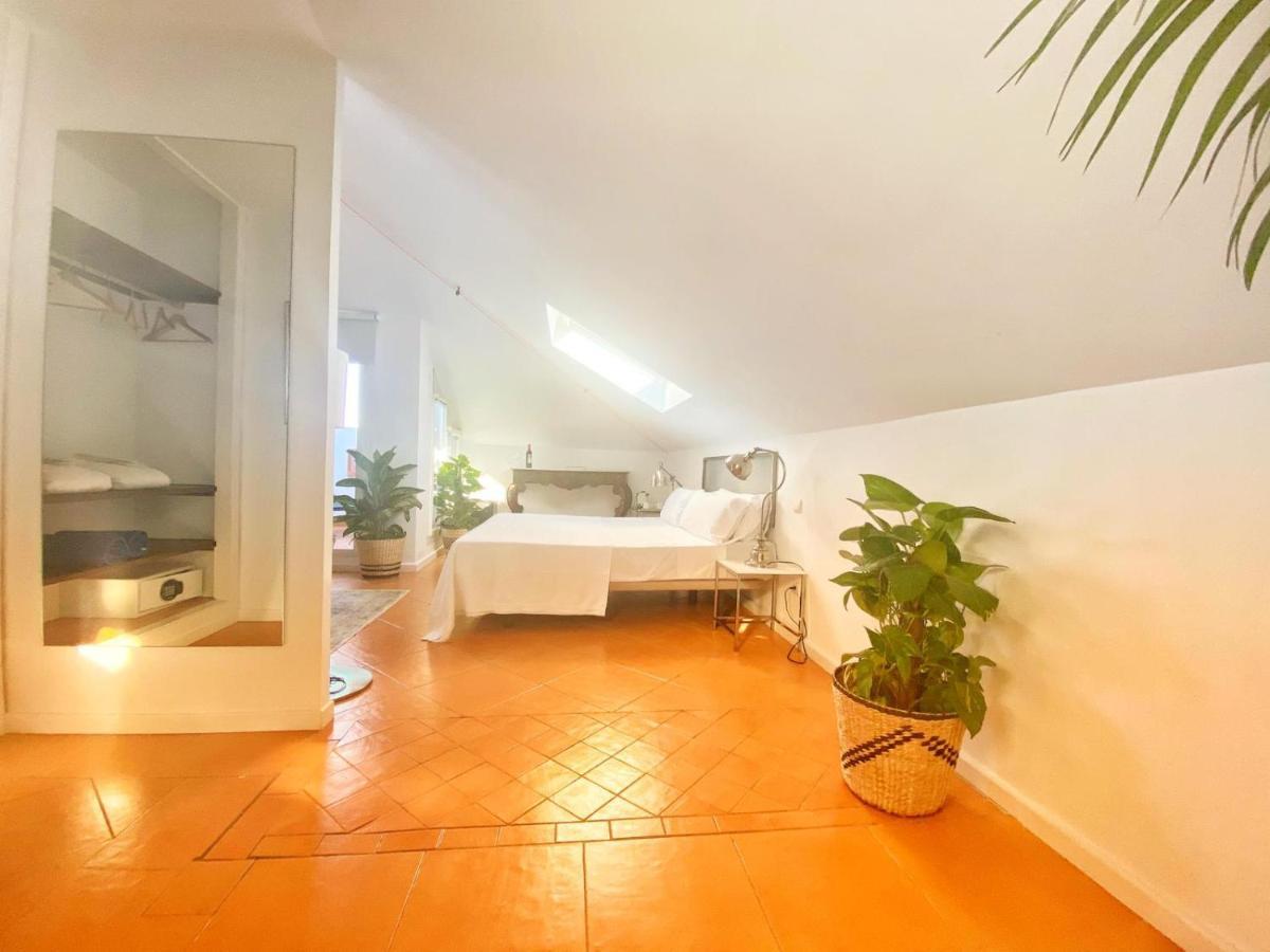 Molo 44 Suites Puerto Banus Marbella Eksteriør bilde