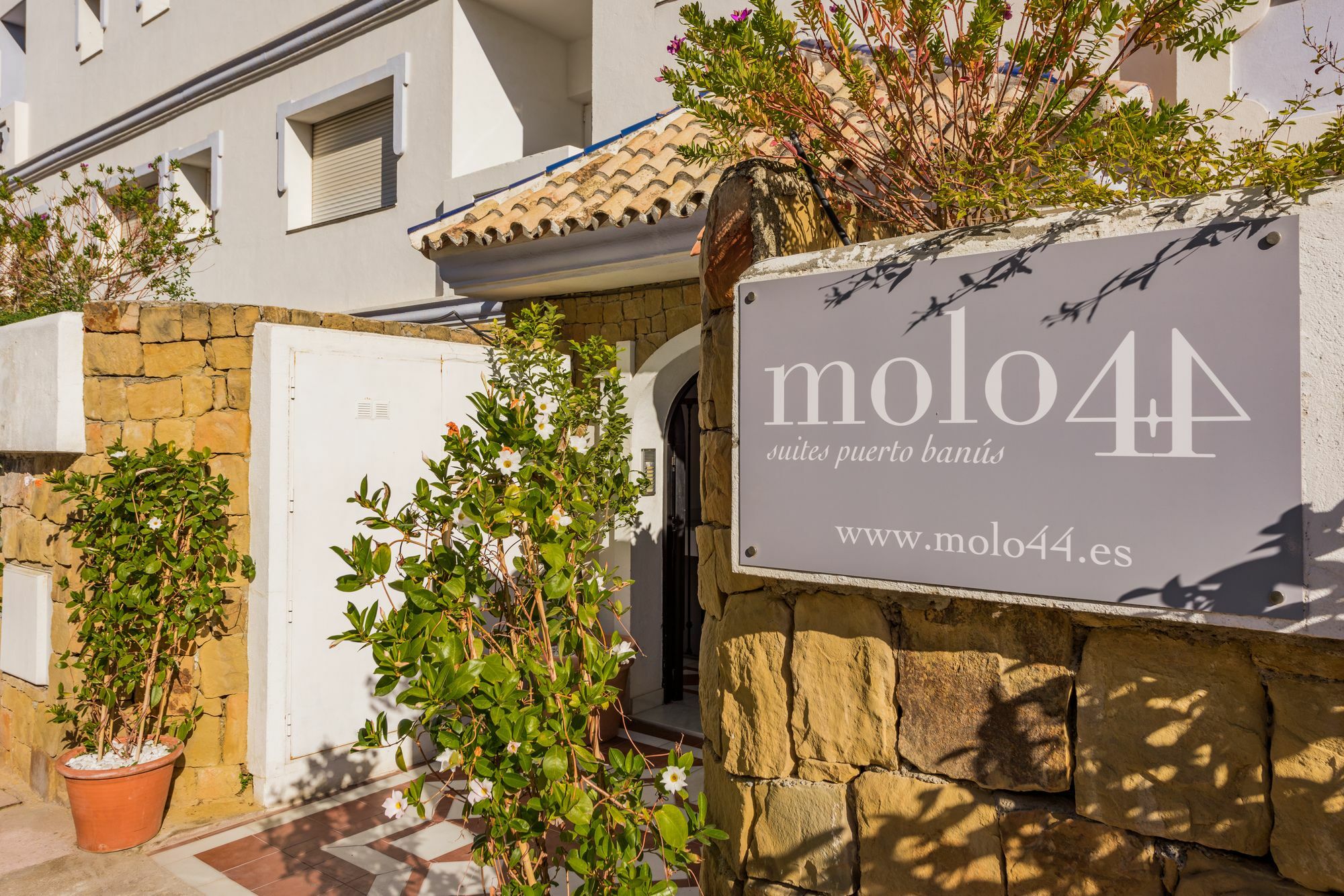 Molo 44 Suites Puerto Banus Marbella Eksteriør bilde